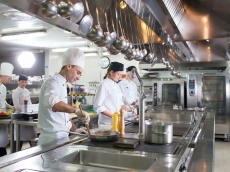 commercial kitchen cleaners