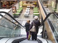 shopping centre escalator cleans deptford